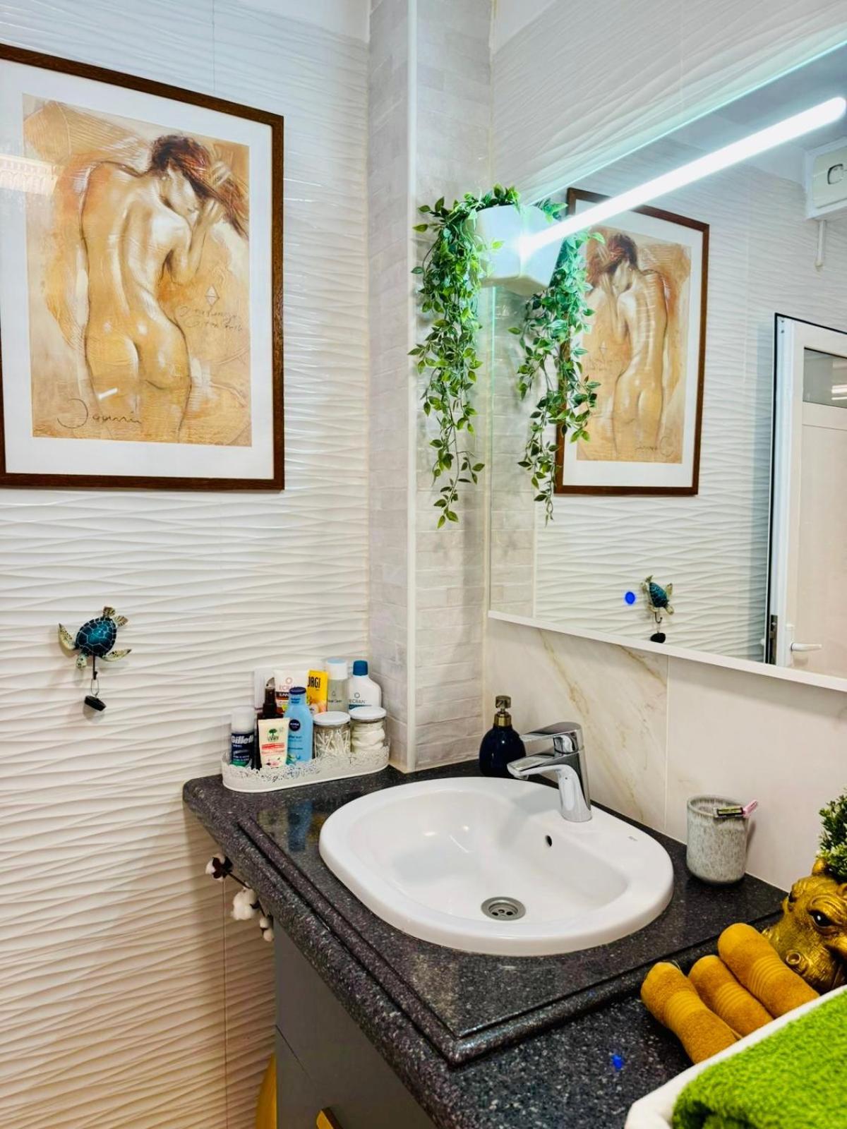 Apartment With Terrace And Pool, Los Cristianos Los Cristianos (Tenerife) Esterno foto