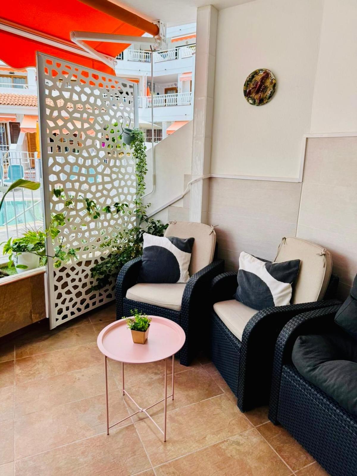 Apartment With Terrace And Pool, Los Cristianos Los Cristianos  Esterno foto